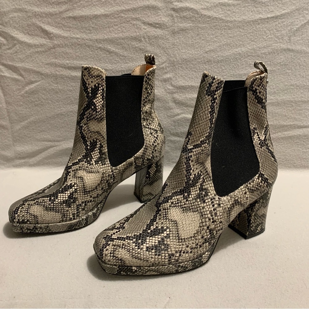 French Connection Penny Chelsea Block Heel Boots sz 8